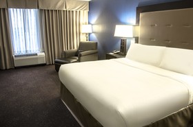 Holiday Inn Fargo
