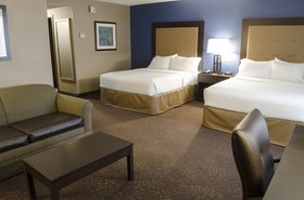 Holiday Inn Fargo