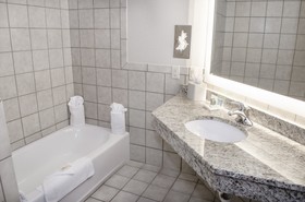 Holiday Inn Fargo