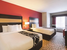 La Quinta Inn & Suites by Wyndham Fargo-Medical Center