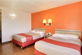 Motel 6 Fargo