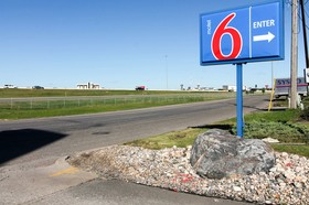 Motel 6 Fargo