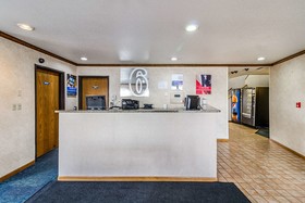 Motel 6 Fargo- South