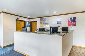 Motel 6 Fargo- South
