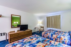 Motel 6 Fargo- South