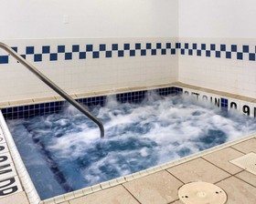 Travelodge by Wyndham Fargo West Acres