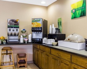 Travelodge by Wyndham Fargo West Acres
