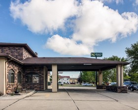 Quality Suites Fargo