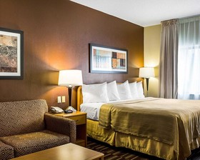 Quality Suites Fargo