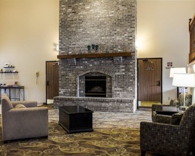 Quality Suites Fargo