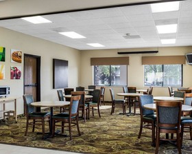 Quality Suites Fargo