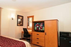 Red Roof Inn Fargo