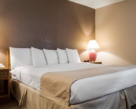 Rodeway Inn Fargo