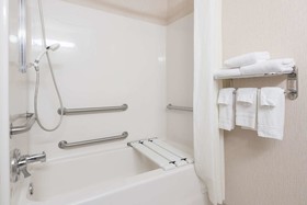 Fargo Airport Inn
