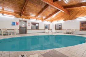 Bison Inn and Suites