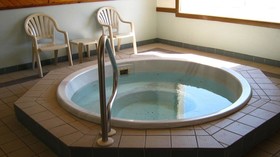 Bison Inn and Suites