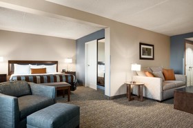 Wingate by Wyndham Fargo