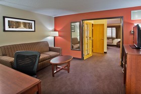 AmericInn by Wyndham Grand Forks