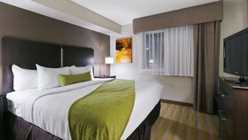 Best Western Harvest Inn & Suites