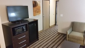 Best Western Harvest Inn & Suites