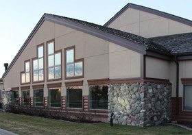 C'mon Inn Hotel & Suites
