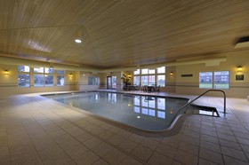 Country Inn & Suites by Radisson, Grand Forks, ND
