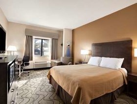 Days Inn by Wyndham Grand Forks Columbia Mall
