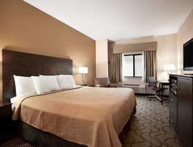 Days Inn by Wyndham Grand Forks Columbia Mall