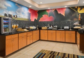 AmeriVu Inn & Suites - Grand Forks