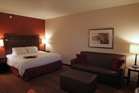 Hampton Inn And Suites Grand Forks