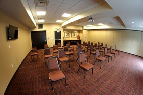Hampton Inn And Suites Grand Forks