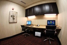 Hampton Inn And Suites Grand Forks