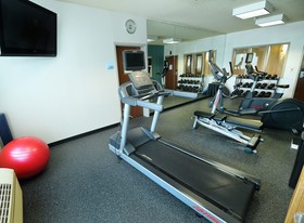 Holiday Inn Express & Suites Grand Forks