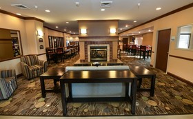 Holiday Inn Express & Suites Grand Forks