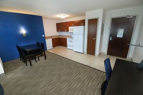 Holiday Inn Express & Suites Grand Forks