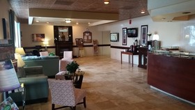 Grand Forks Inn & Suites