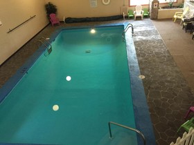 Knights Inn And Suites Grand Forks