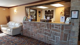 Knights Inn And Suites Grand Forks