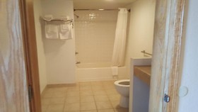 Knights Inn And Suites Grand Forks