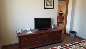 Knights Inn And Suites Grand Forks