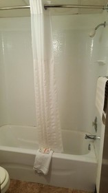 Knights Inn And Suites Grand Forks