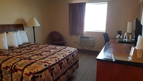 Knights Inn And Suites Grand Forks