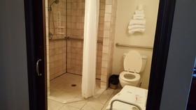 Knights Inn And Suites Grand Forks