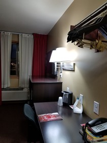 Econo Lodge Jamestown