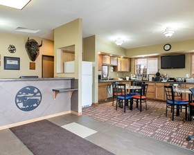 Econo Lodge Jamestown