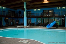 Gladstone Inn and Suites