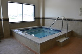 Hampton Inn & Suites Jamestown, ND