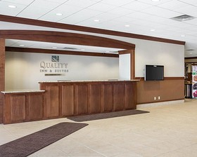 Baymont by Wyndham Jamestown Conference Center & Water Park