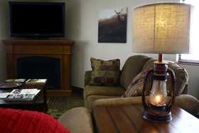 Super 8 by Wyndham Jamestown