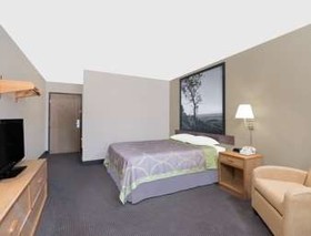 Super 8 by Wyndham Lisbon